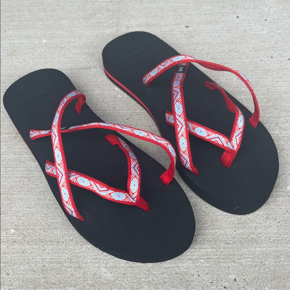 🍄🍄 TEVA SANDALS 🍄🍄
